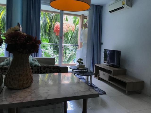 Atlantis Waterpark Appartement Jomtien Beach Buitenkant foto