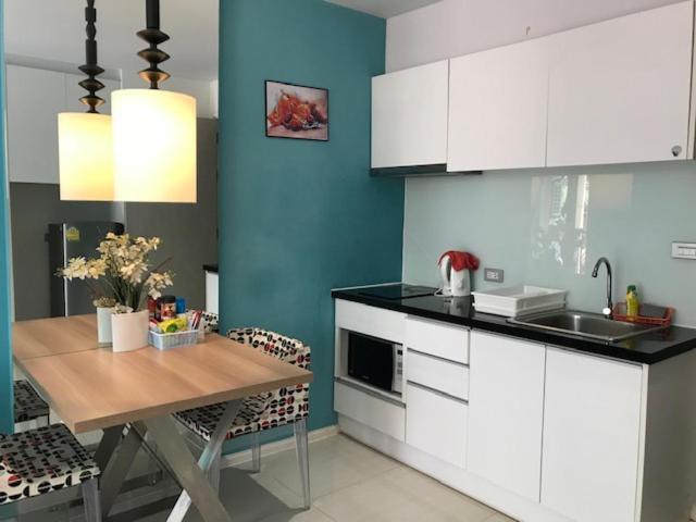 Atlantis Waterpark Appartement Jomtien Beach Buitenkant foto