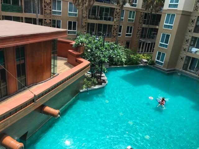 Atlantis Waterpark Appartement Jomtien Beach Buitenkant foto